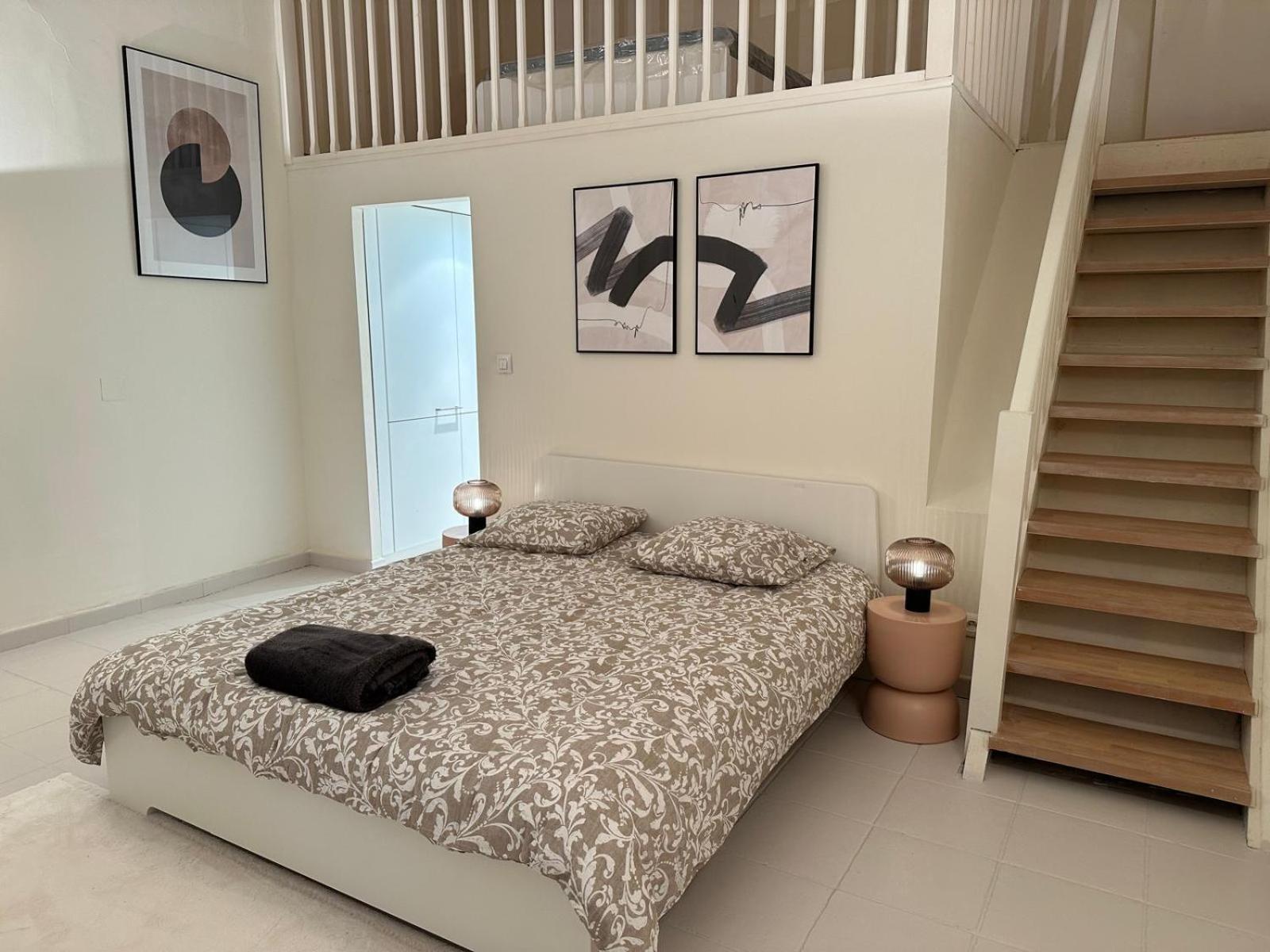 Superbe Appartement Avec Jardin Quart Mazarin Aix-en-Provence Exteriör bild