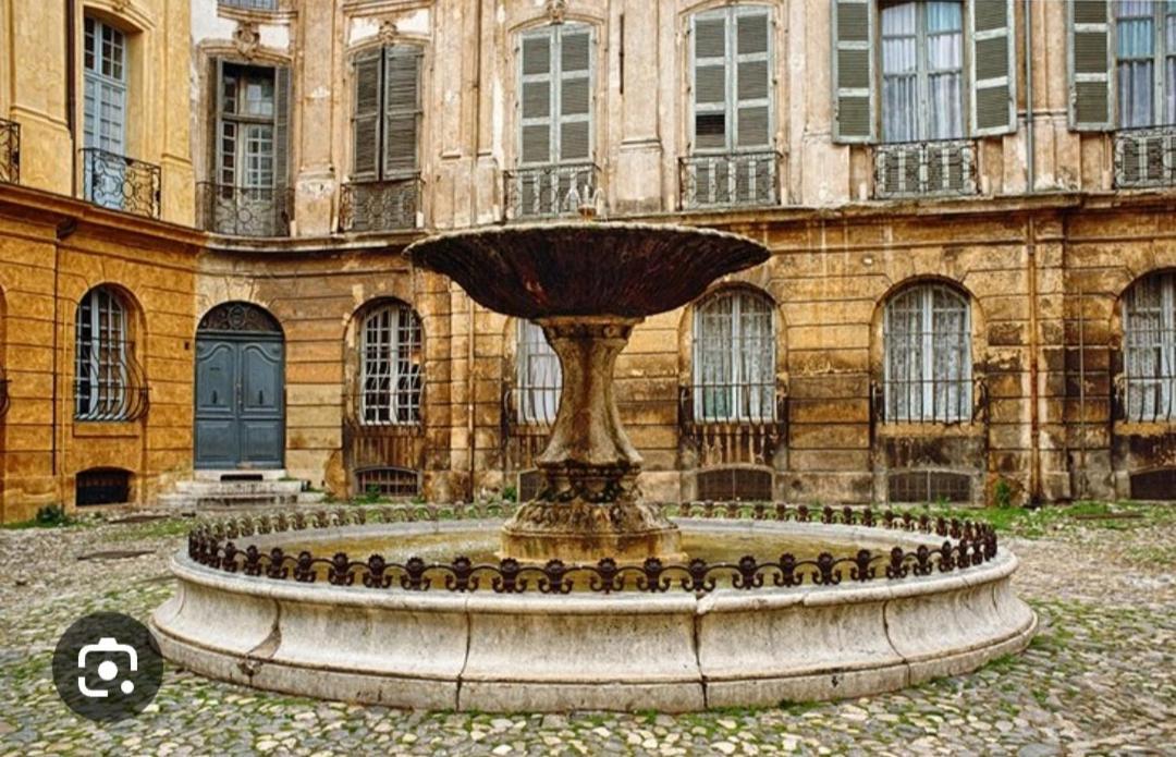 Superbe Appartement Avec Jardin Quart Mazarin Aix-en-Provence Exteriör bild